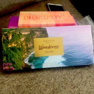 Brand new never opened eye shadow pallet